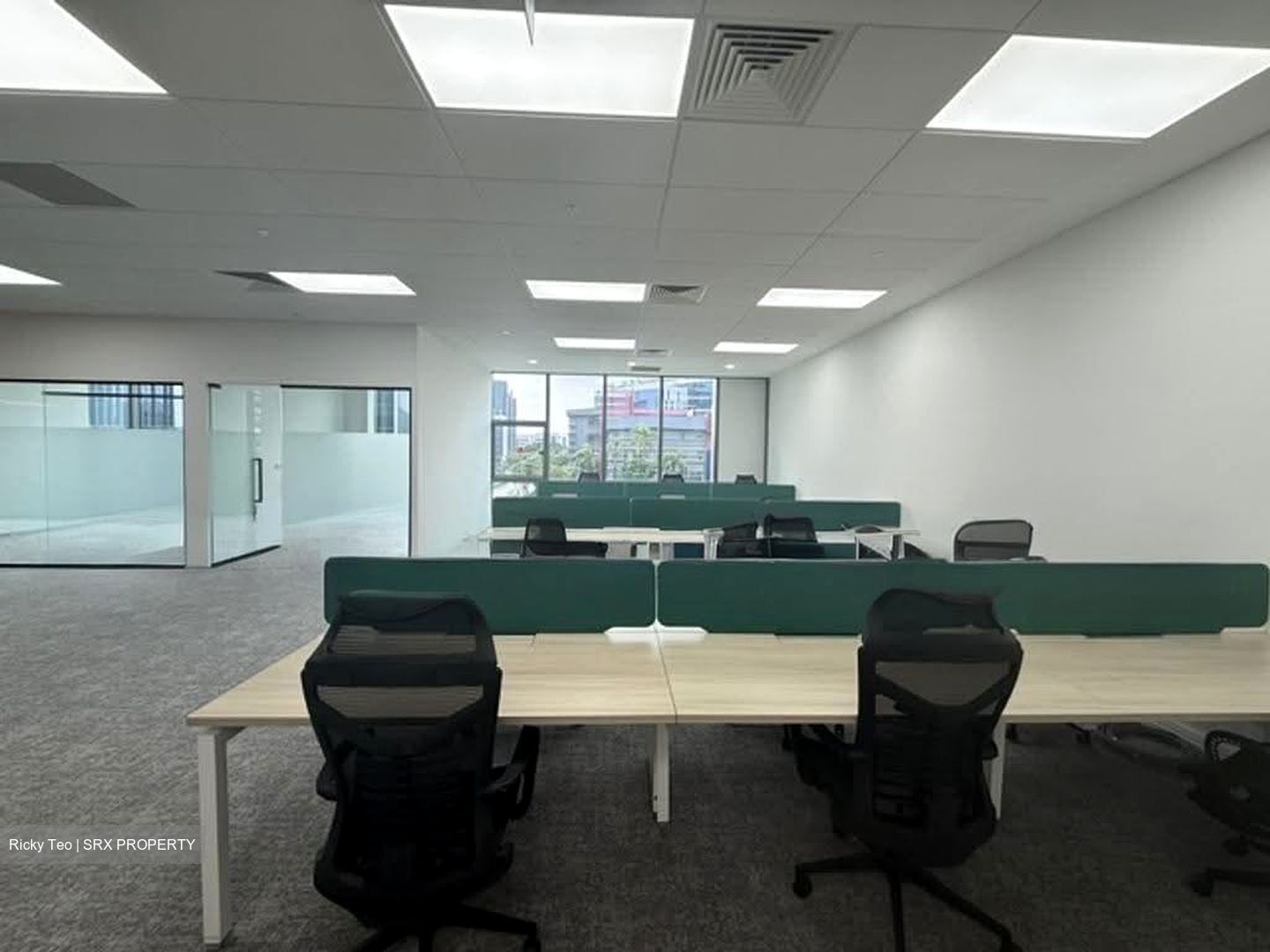 Kallang Way (D13), Factory #611821481